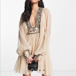 ASOS DESIGN blouson sleeve mini dress with floral
embellished bodice detail